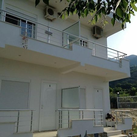 Guest House Plazhi Dhërmi 外观 照片
